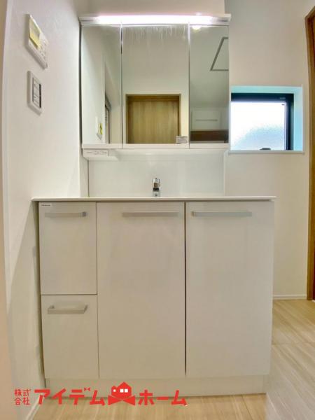 新築一戸建て 半田市郷中町３丁目57番 名鉄河和線知多半田駅 3,880万円