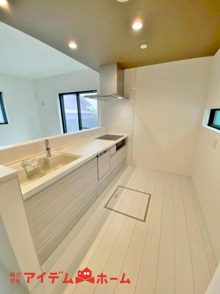 新築一戸建て 半田市郷中町３丁目57番 名鉄河和線知多半田駅 3,580万円