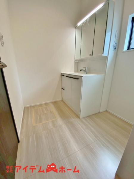 新築一戸建て 半田市郷中町３丁目57番 名鉄河和線知多半田駅 3,330万円