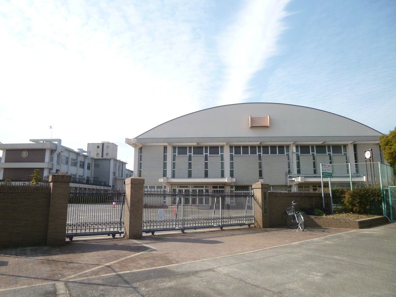 清須市立西枇杷島中学校