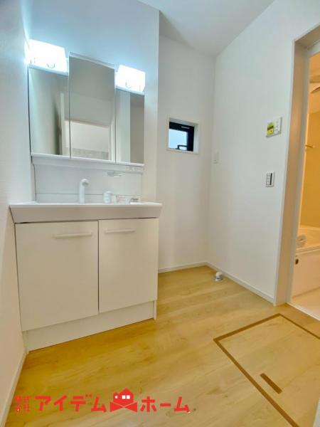 新築一戸建て 名古屋市南区赤坪町37番 名古屋市桜通線鶴里駅 4,299万円