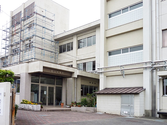 豊山町立豊山中学校