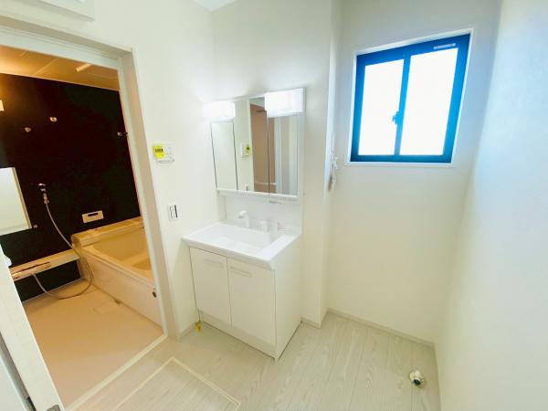 新築一戸建て 名古屋市北区北久手町259 名鉄小牧線味美駅 2,999万円