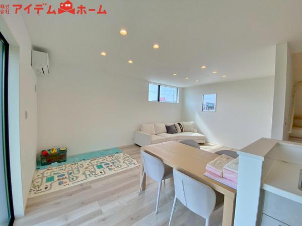 新築一戸建て 岡崎市若松町字東太夫道下 JR東海道本線（熱海〜米原）岡崎駅 3,490万円