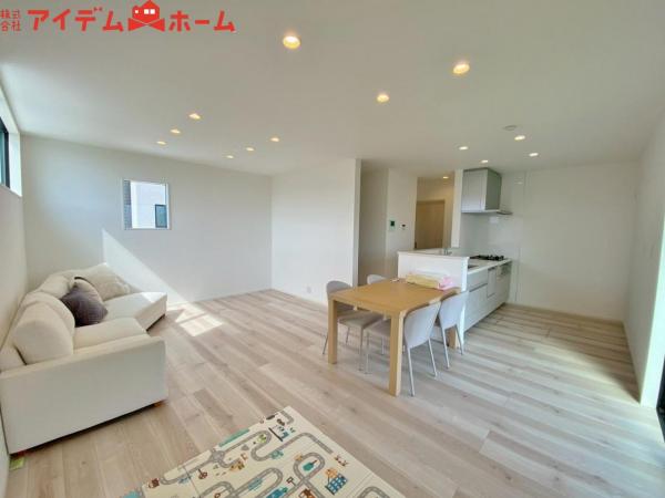 新築一戸建て 岡崎市若松町字東太夫道下 JR東海道本線（熱海〜米原）岡崎駅 3,490万円