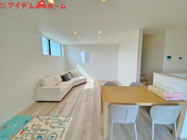 新築一戸建て 岡崎市若松町字東太夫道下 JR東海道本線（熱海〜米原）岡崎駅 3,490万円