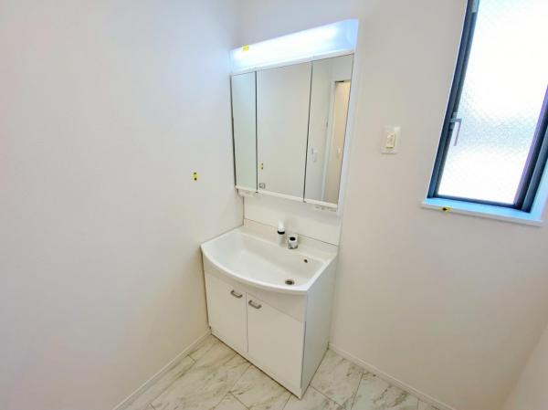 新築一戸建て 名古屋市名東区香流１丁目108-2 名古屋市東山線本郷駅 3,790万円