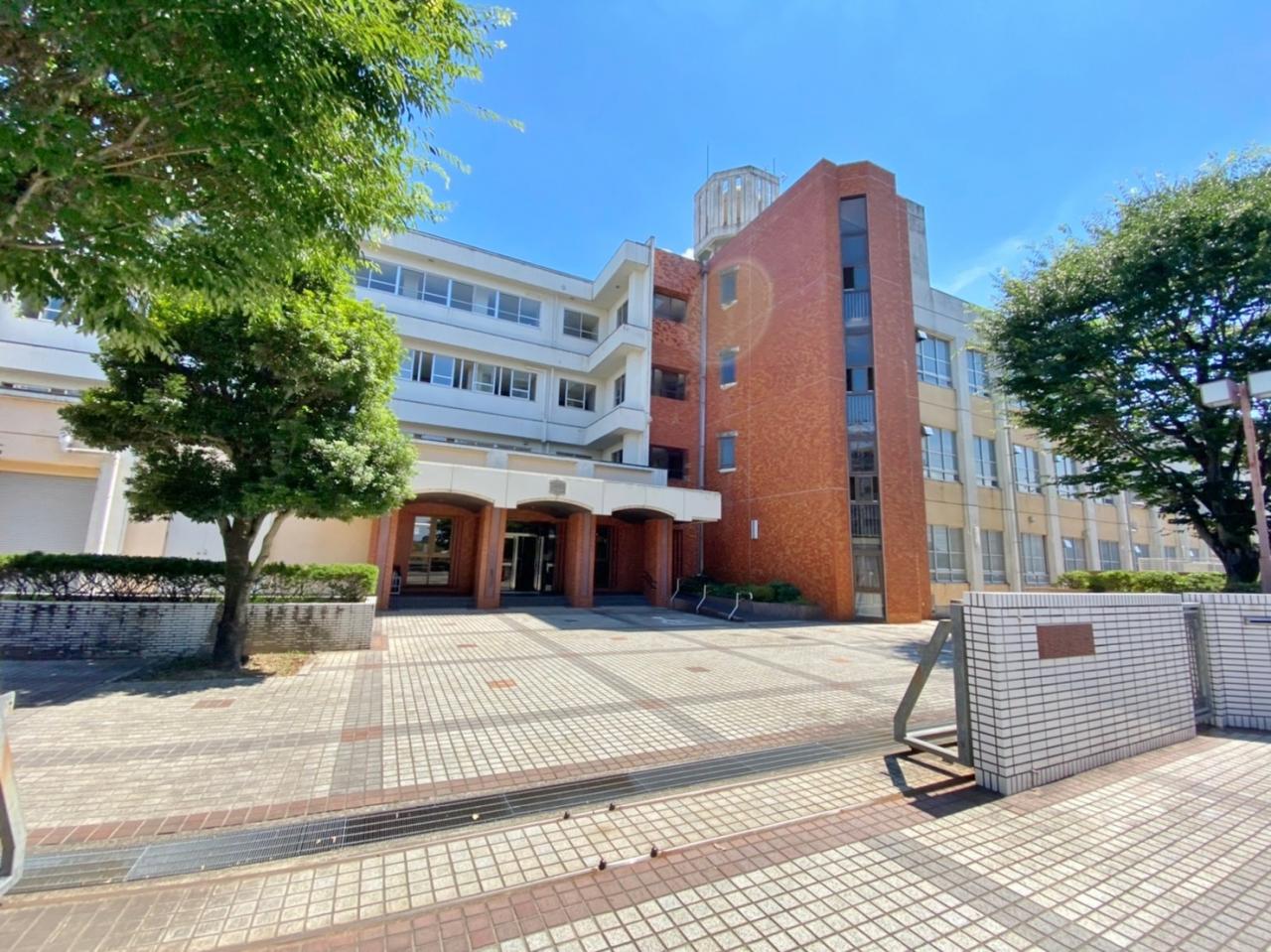 名古屋市立香流中学校