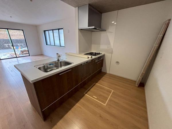 新築一戸建て 名古屋市中川区下之一色町字操出10-1の一部、11-4の一部 近鉄名古屋線伏屋駅 3,399万円