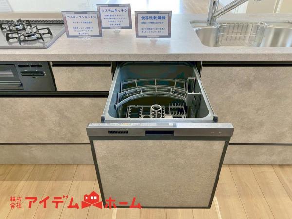 新築一戸建て 名古屋市南区赤坪町79番2 名古屋市桜通線鶴里駅 4,499万円