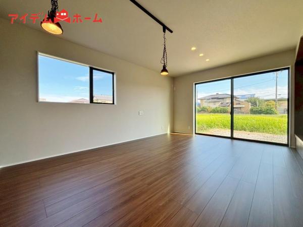新築一戸建て 浜松市中央区新橋町613-1 JR東海道本線（熱海〜米原）高塚駅 3,669万円