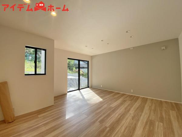 新築一戸建て 岡崎市福岡町字御坊山4-1 JR東海道本線（熱海〜米原）岡崎駅 3,490万円