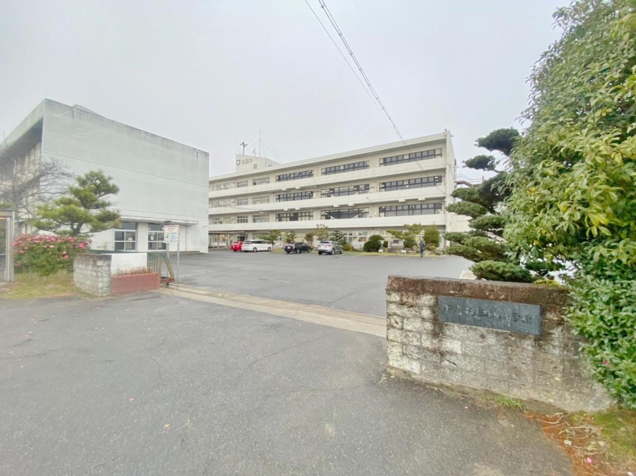 羽島市立羽島中学校