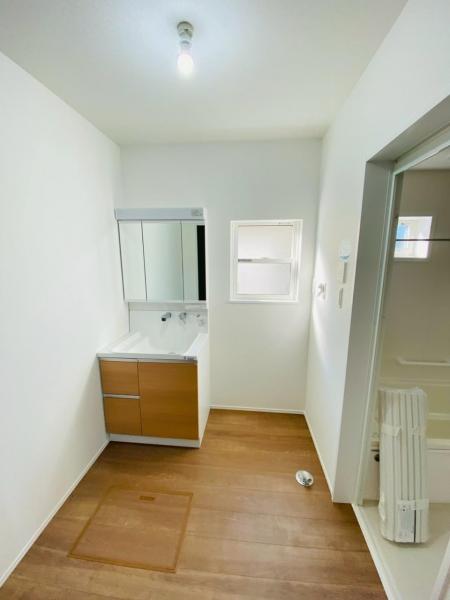 新築一戸建て 名古屋市北区福徳町５丁目17番、18番 名古屋市鶴舞線庄内緑地公園駅 3,840万円