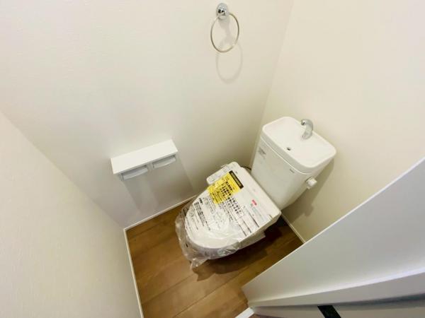 新築一戸建て 名古屋市北区福徳町５丁目17番、18番 名古屋市鶴舞線庄内緑地公園駅 3,840万円