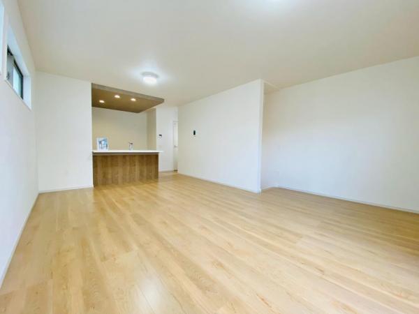 新築一戸建て 名古屋市瑞穂区雁道町１丁目35番7 JR東海道本線（熱海〜米原）熱田駅 4,880万円