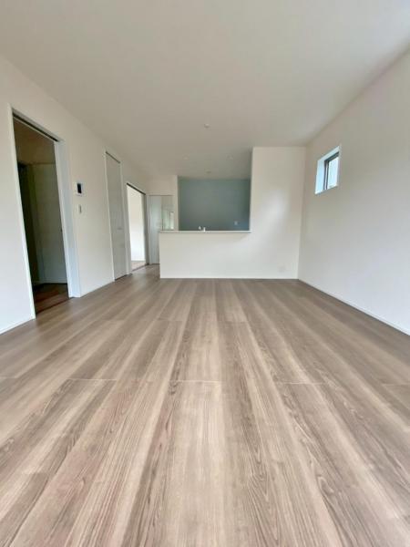 新築一戸建て 半田市新居町３丁目6番 JR武豊線亀崎駅 3,080万円