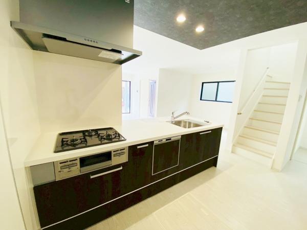 新築一戸建て 名古屋市北区長喜町３丁目 名古屋市名城線志賀本通駅 5,699万円