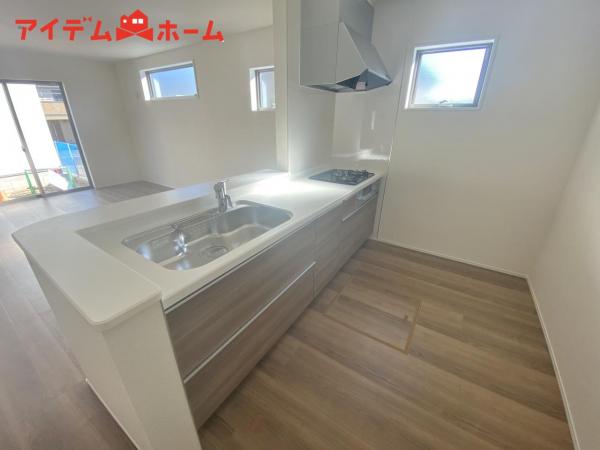 新築一戸建て 岡崎市中町９丁目 名鉄名古屋本線東岡崎駅 3,780万円