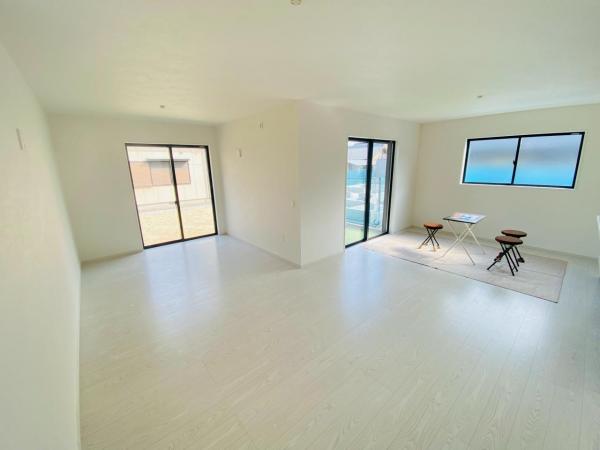 新築一戸建て 一宮市木曽川町黒田字川北17 名鉄名古屋本線黒田駅 3,999万円