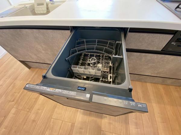 新築一戸建て 名古屋市千種区清明山１丁目1011番の一部 名古屋市名城線砂田橋駅 5,999万円