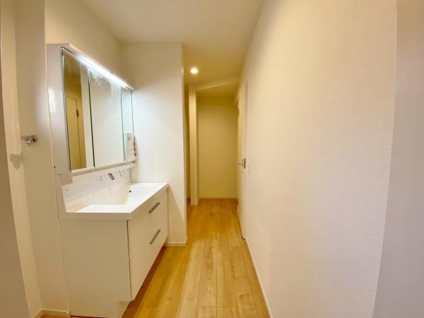 新築一戸建て 名古屋市千種区清明山１丁目1011番の一部 名古屋市名城線砂田橋駅 5,999万円