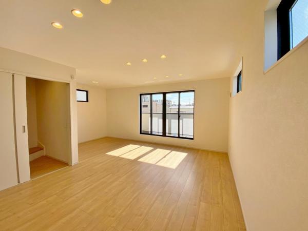 新築一戸建て 名古屋市千種区清明山1丁目1011番の一部 名古屋市名城線砂田橋駅 6,399万円