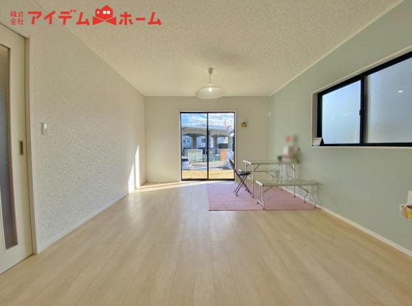 新築一戸建て 岡崎市六名南１丁目 愛知環状鉄道六名駅 3,390万円