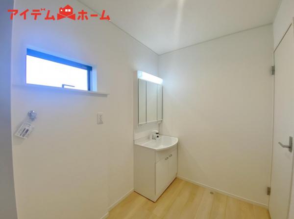 新築一戸建て 岡崎市六名南１丁目 愛知環状鉄道六名駅 3,390万円