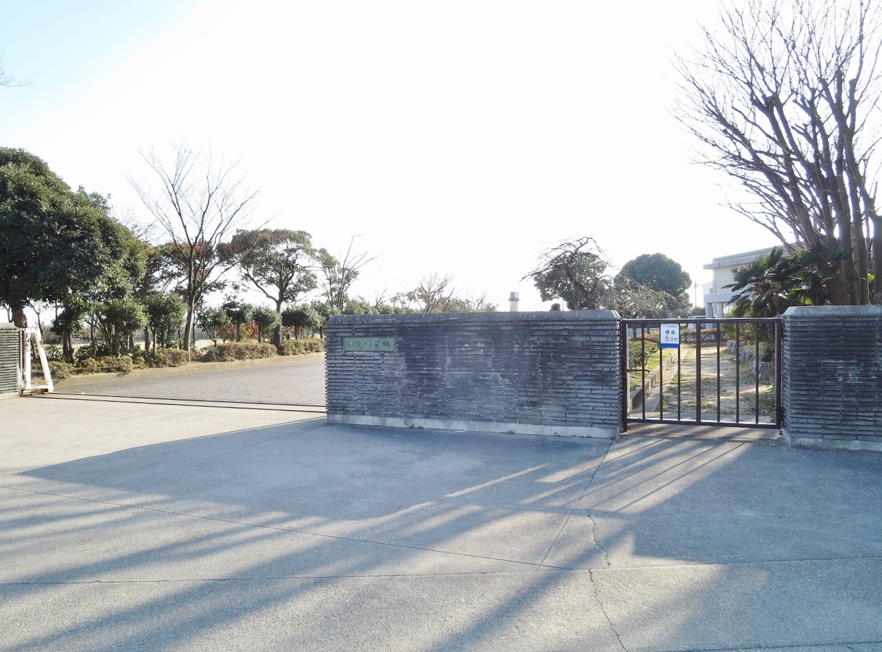 西尾市立一色中学校