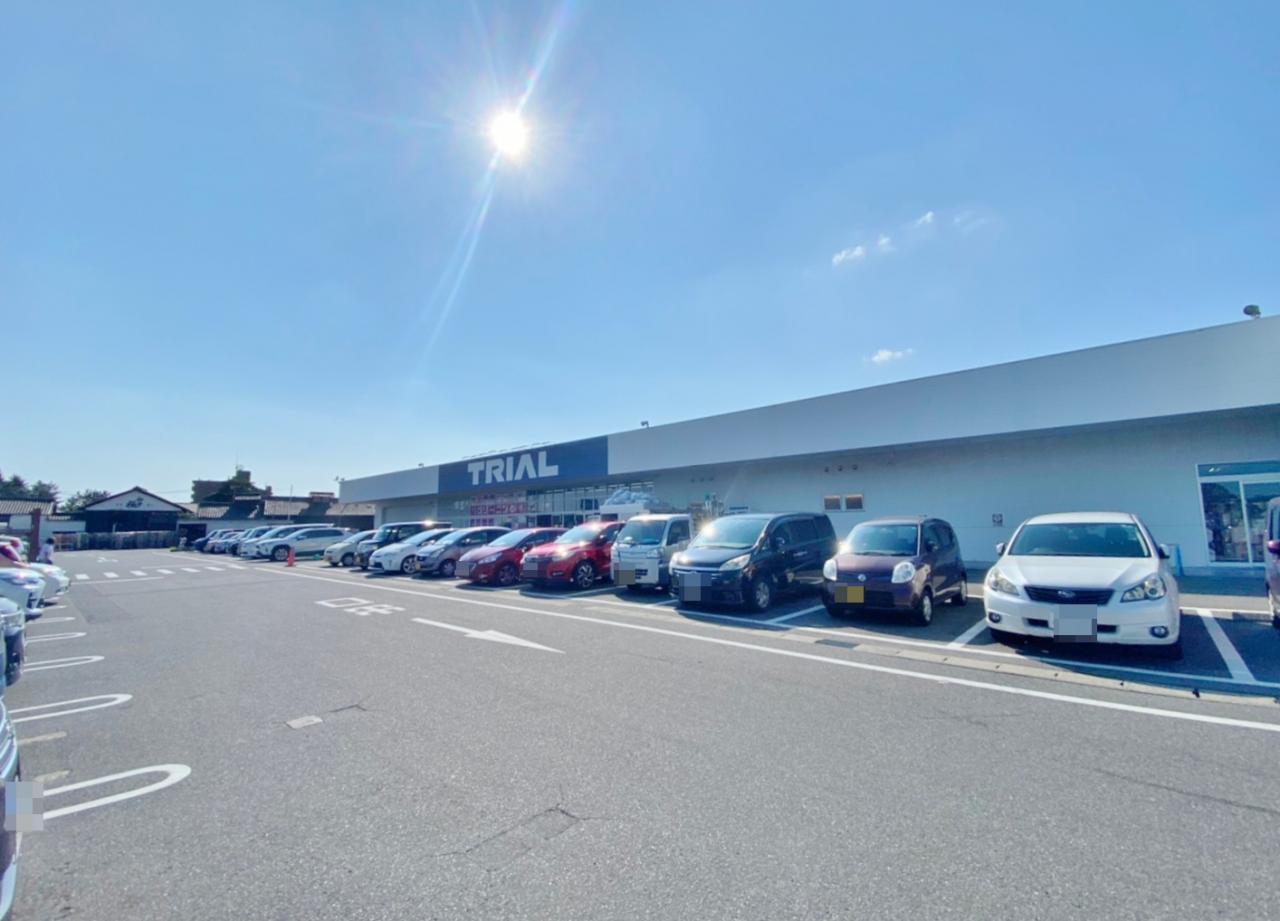 スーパーセンタートライアル半田亀崎店