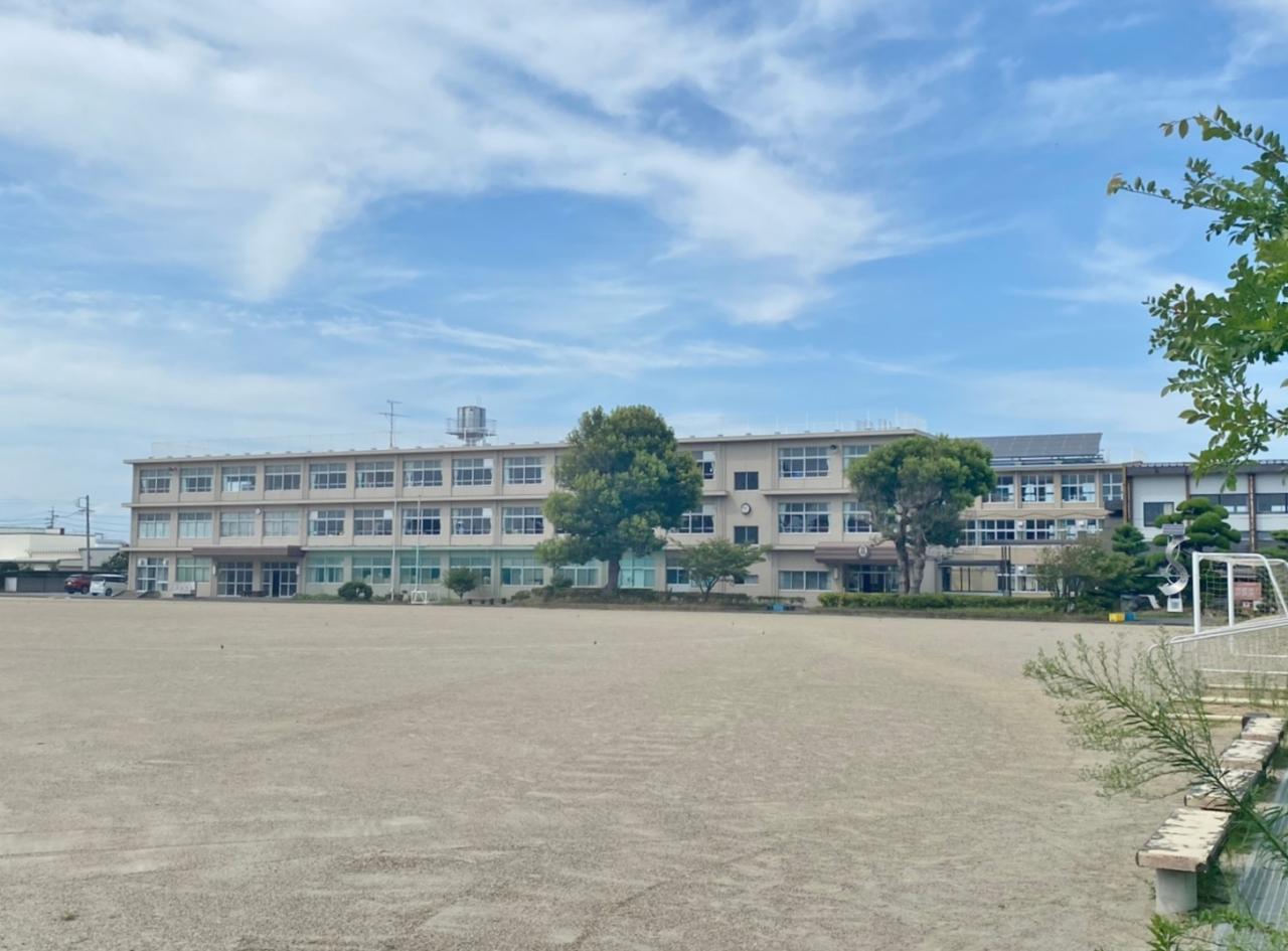 浜松市立新津中学校
