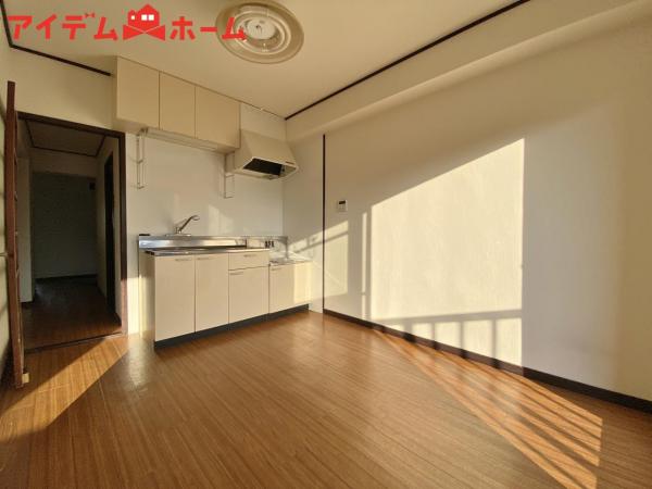 中古マンション 安城市美園町 JR東海道本線（熱海〜米原）東刈谷駅 700万円