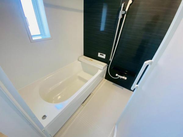 新築一戸建て 名古屋市北区喜惣治２丁目78番2 東海交通事業城北線比良駅 3,190万円