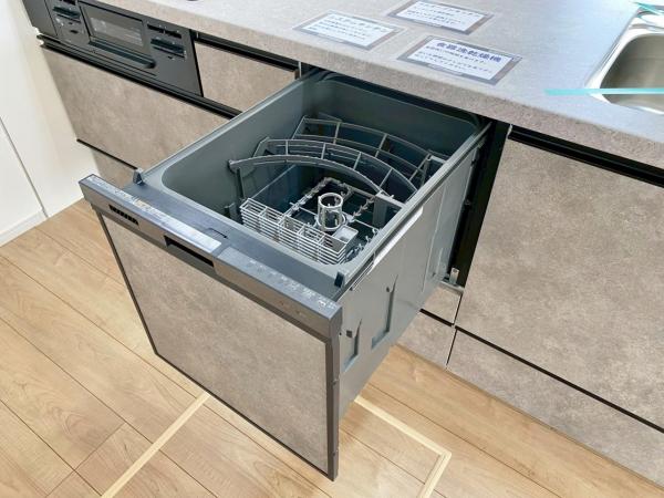 新築一戸建て 名古屋市名東区西里町３丁目12 名古屋市東山線星ヶ丘駅 5,799万円