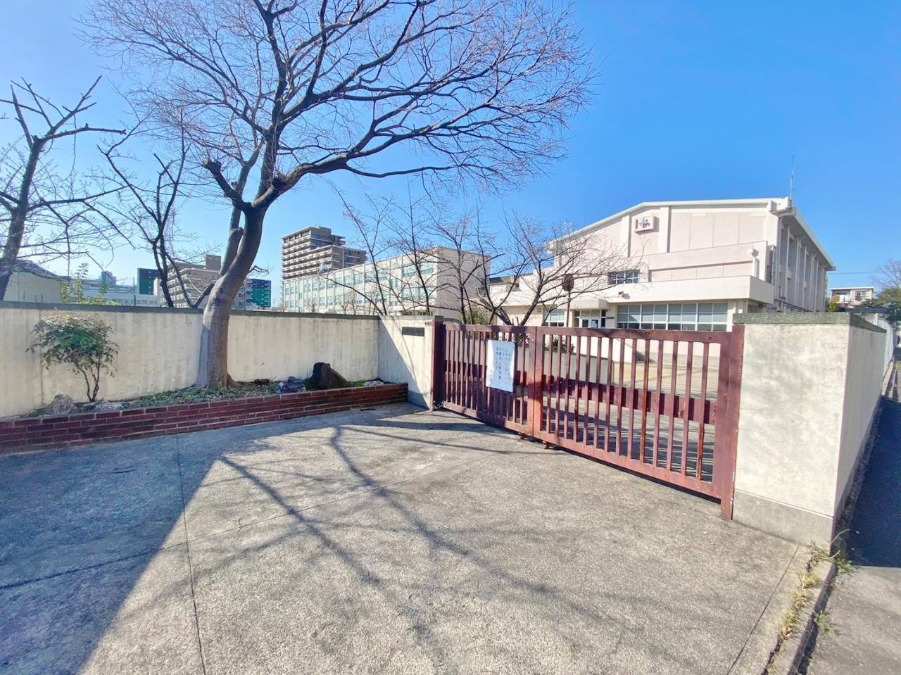 名古屋市立千種中学校