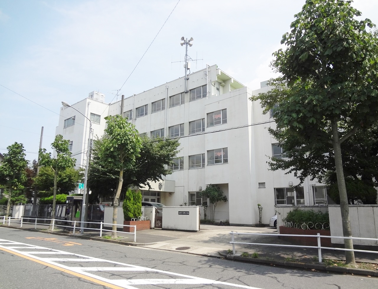 名古屋市立大磯小学校