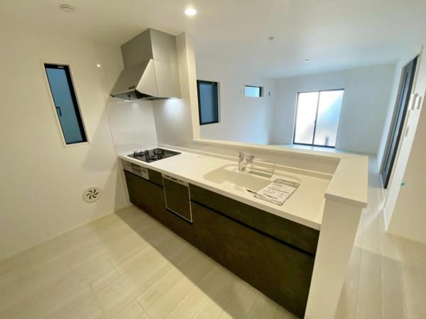 新築一戸建て 名古屋市名東区高社１丁目116-4 名古屋市東山線一社駅 6,180万円