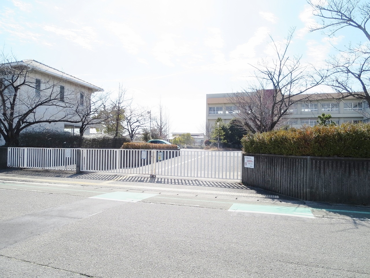 碧南市立中央小学校