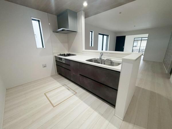 新築一戸建て 名古屋市中川区吉津３丁目1530番 関西本線春田駅 3,380万円