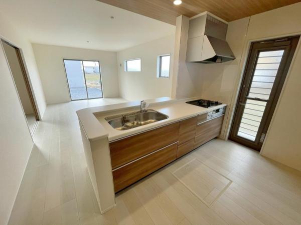 新築一戸建て 弥富市五斗山３丁目91 近鉄名古屋線佐古木駅 2,780万円