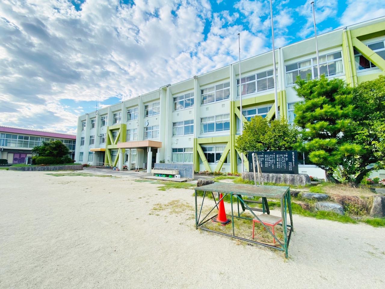 日進市立西小学校