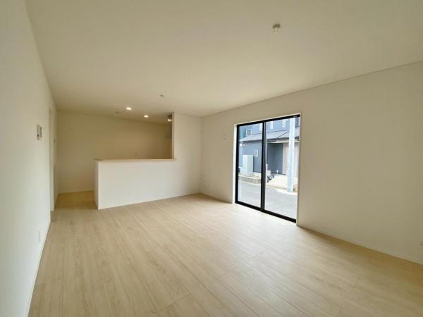 新築一戸建て 弥富市五之三町川平202-1 名鉄尾西線五ノ三駅 2,190万円