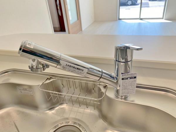 新築一戸建て 半田市宮本町６丁目13-8 名鉄河和線青山駅 3,280万円