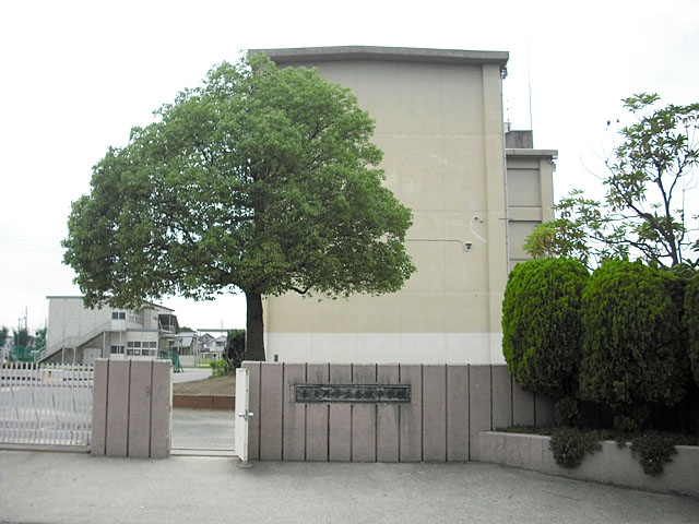 春日井市立南城中学校