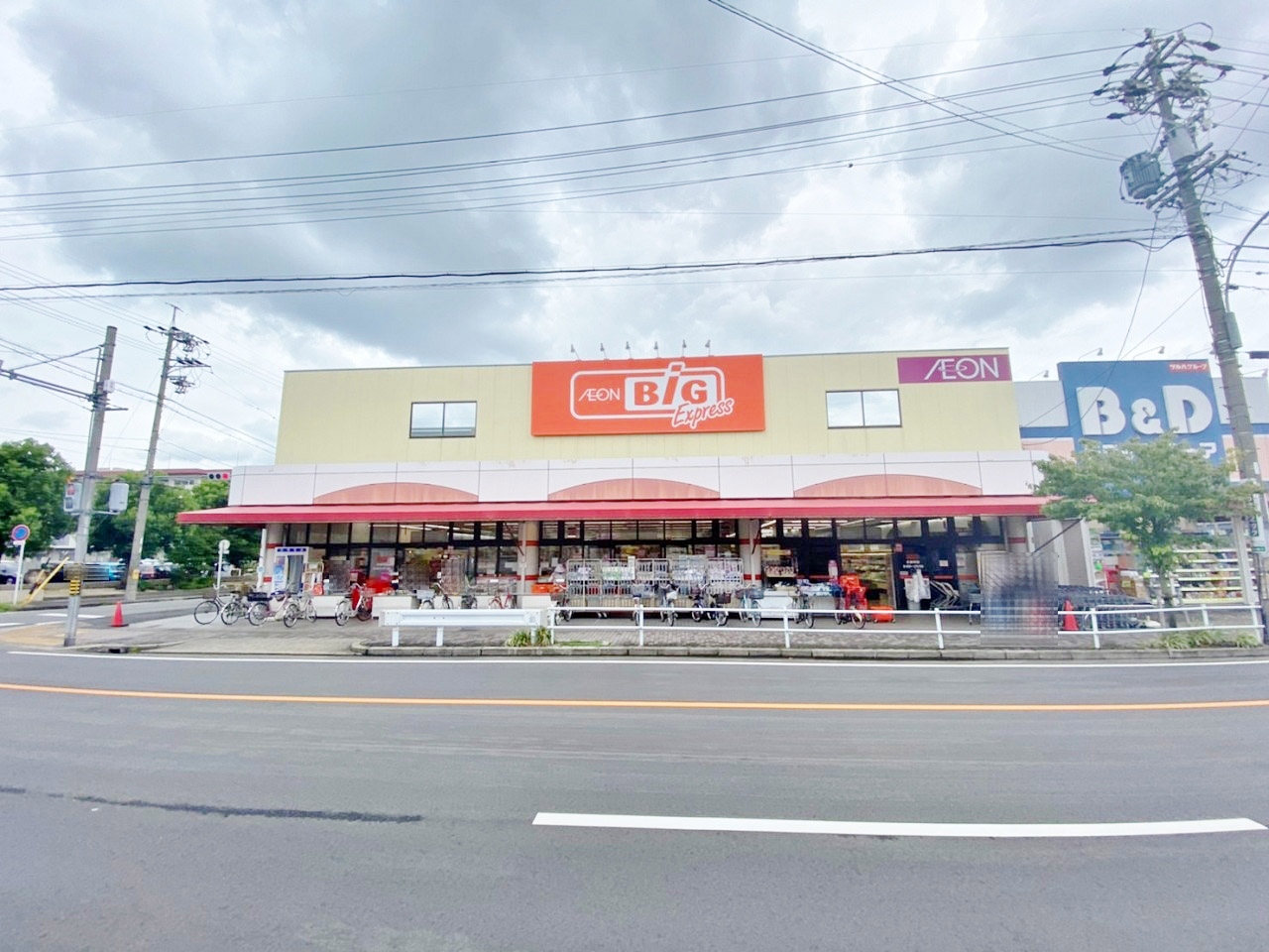 ザ・ビッグエクスプレス味鋺店