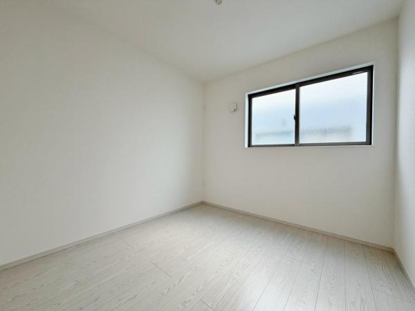 新築一戸建て 名古屋市瑞穂区中根町５丁目16番7 名古屋市名城線瑞穂運動場東駅 4,499万円