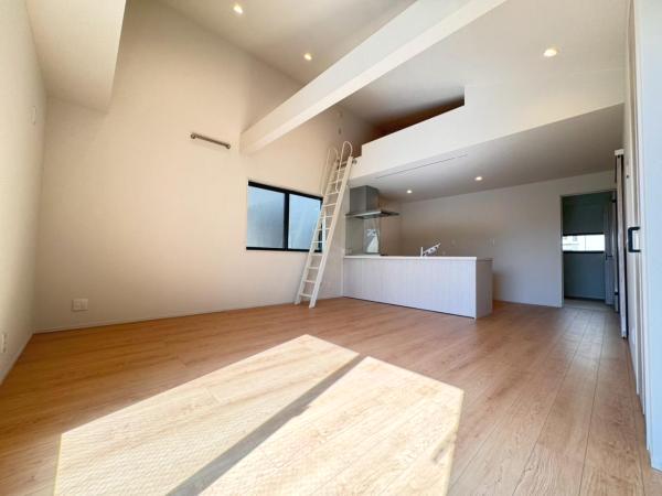 新築戸建 世田谷区砧１丁目 小田急線祖師ヶ谷大蔵駅 9,499万円