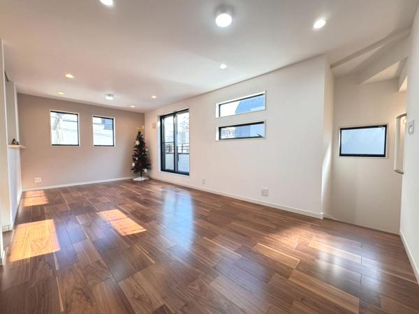 新築戸建 板橋区赤塚新町３丁目 副都心線地下鉄成増駅 8,680万円