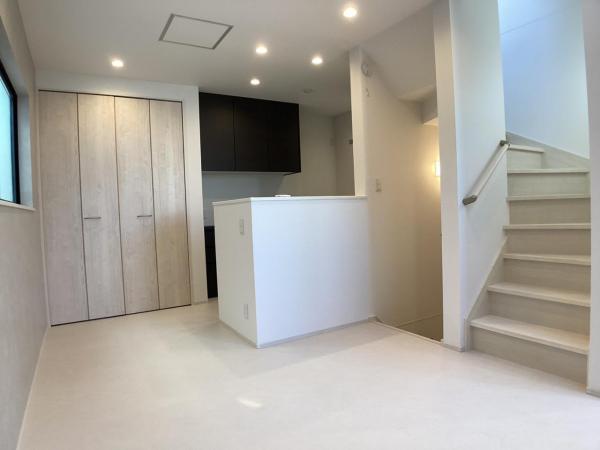 中古戸建 渋谷区幡ヶ谷３丁目 京王線幡ヶ谷駅 8,980万円